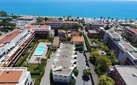 Hotel L'etape Villeneuve Loubet