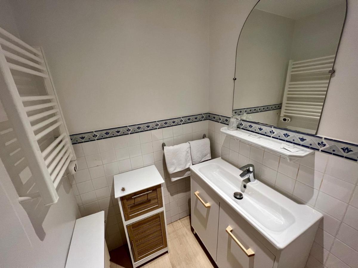 Hotel l'Etape Villeneuve-Loubet Extérieur photo
