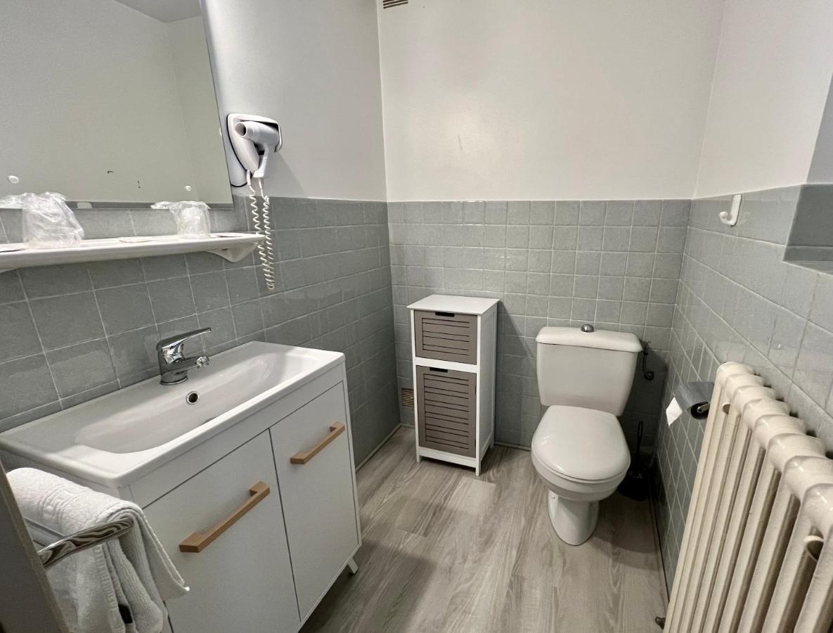 Hotel l'Etape Villeneuve-Loubet Extérieur photo