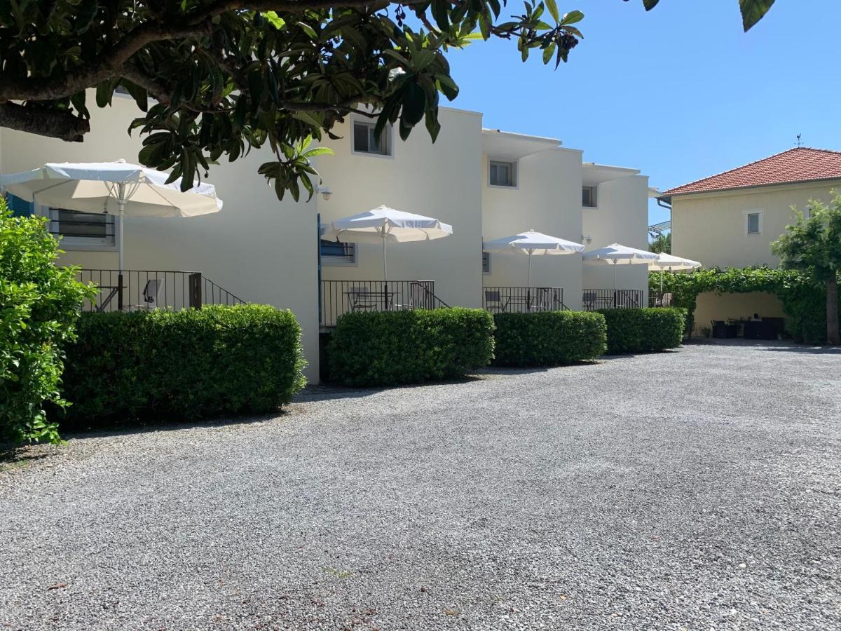 Hotel l'Etape Villeneuve-Loubet Extérieur photo