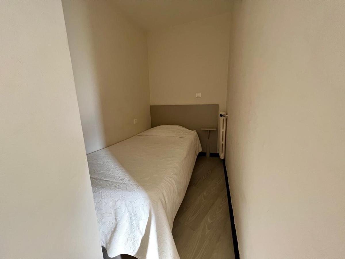 Hotel l'Etape Villeneuve-Loubet Extérieur photo
