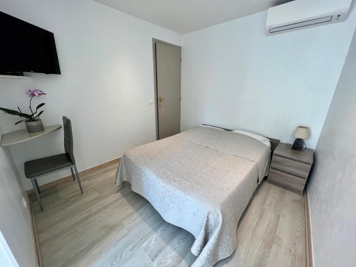 Hotel l'Etape Villeneuve-Loubet Extérieur photo